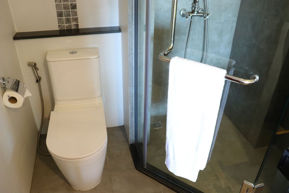 Фото Koulen Central Hotel