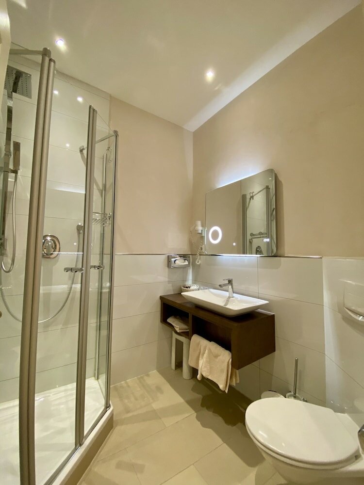 Фото Hotel Deutsches Haus