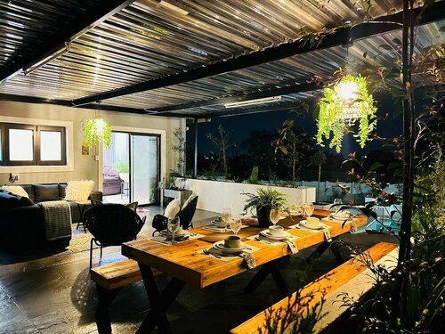 Апартаменты Staycation With Back Up Power в Эденвале