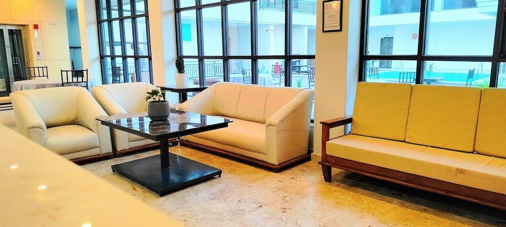 Фото Hotel Gulmohar