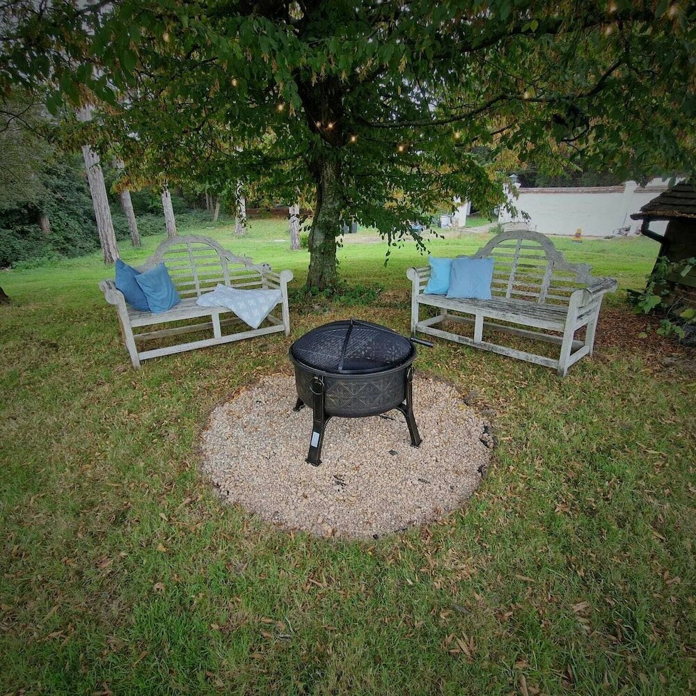 Фото The Cottage at Gildridge Private Hot tub