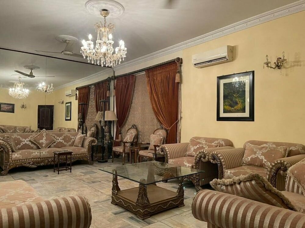 Hotel Hotel 12 Oclock, Karachi, photo