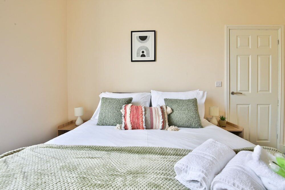 Фото Tranquil 3-bed Home in Cardiff