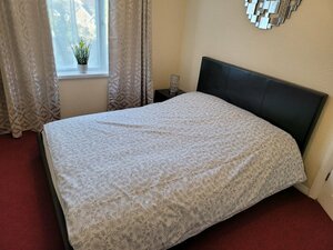 Bright & Homely Apartment (England, Royal County of Berkshire, Borough of Reading, Town of Reading, Norcot Ward), hotel