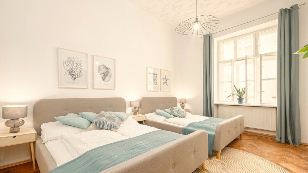 Фото Designer Apartment - 5 min to Center