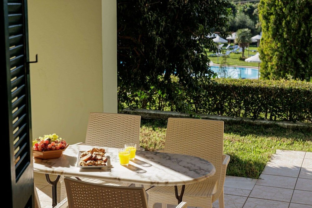 Фото Century Resort