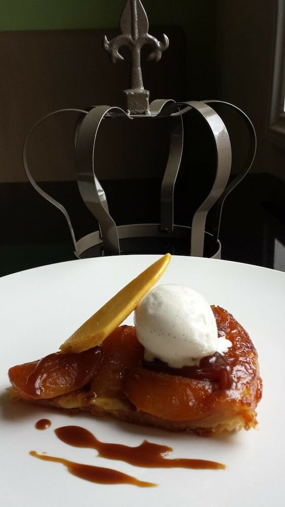 Фото The Crown hotel