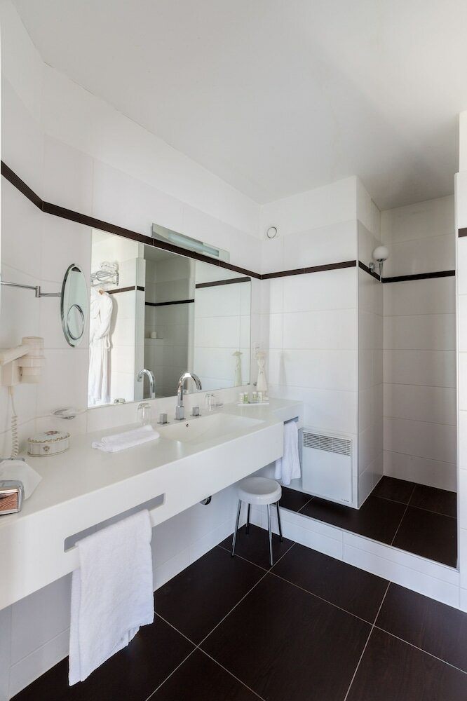 Фото Hostellerie de la Pommeraie by Popinns