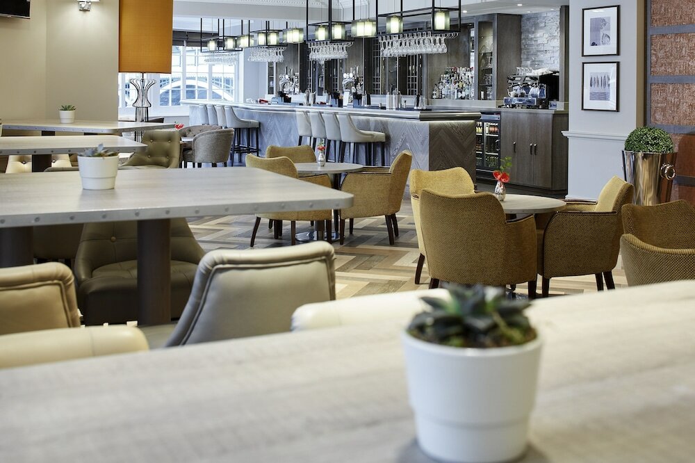 Фото Sir Christopher Wren Hotel