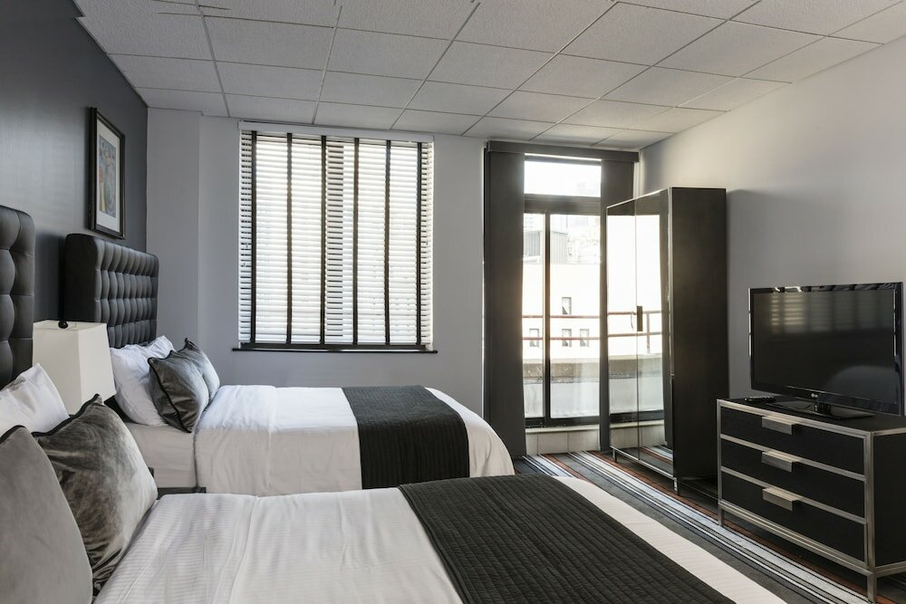 Фото Broadway Plaza Hotel