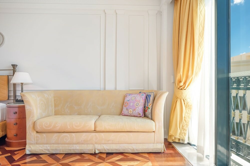 Фото Imperial Hotel Gold Coast