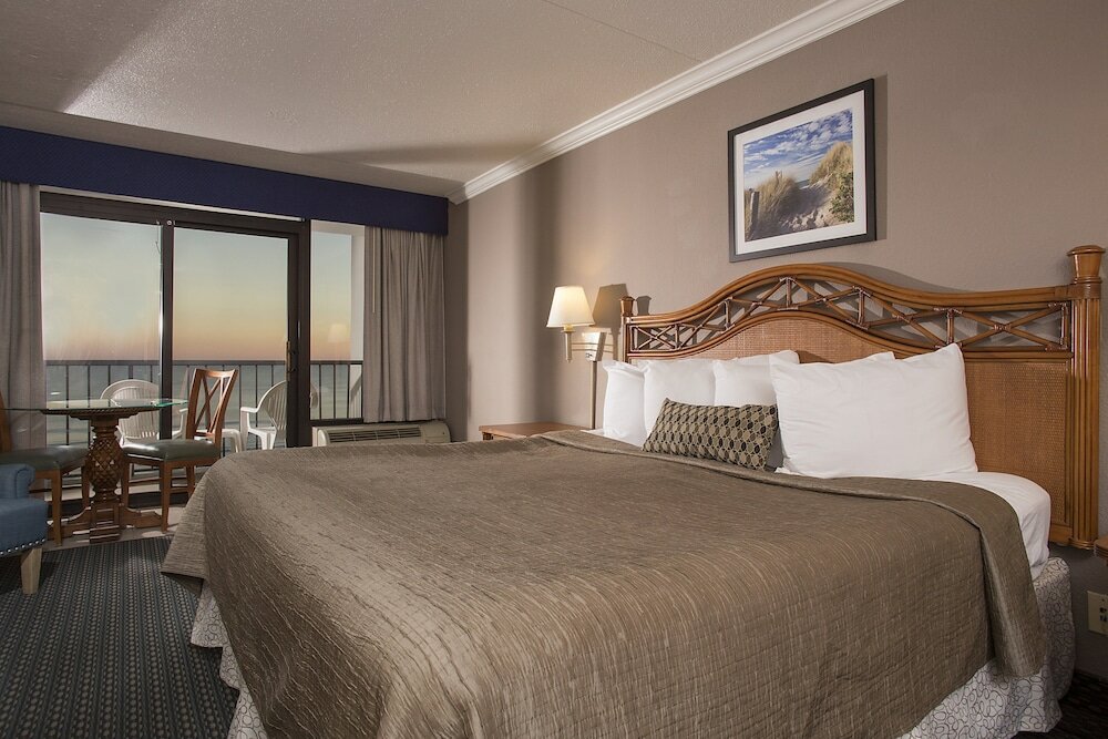 Фото Grande Shores Ocean Resort