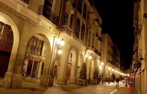 Гостиница Hotel Gran VIA в Логроньо