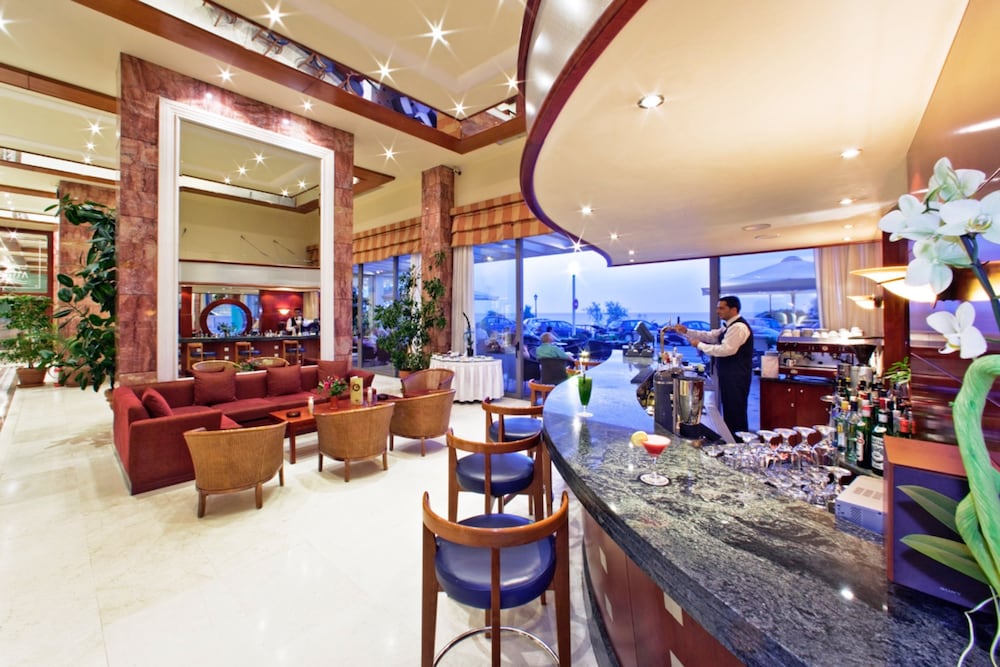 Фото Mediterranean Hotel