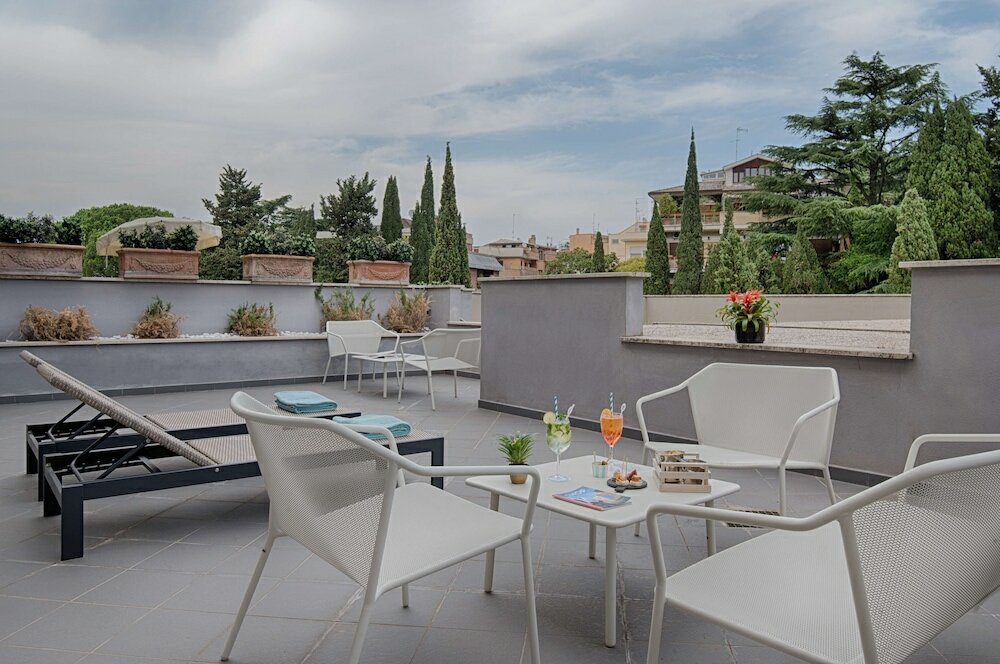 Фото Nh Roma Villa Carpegna