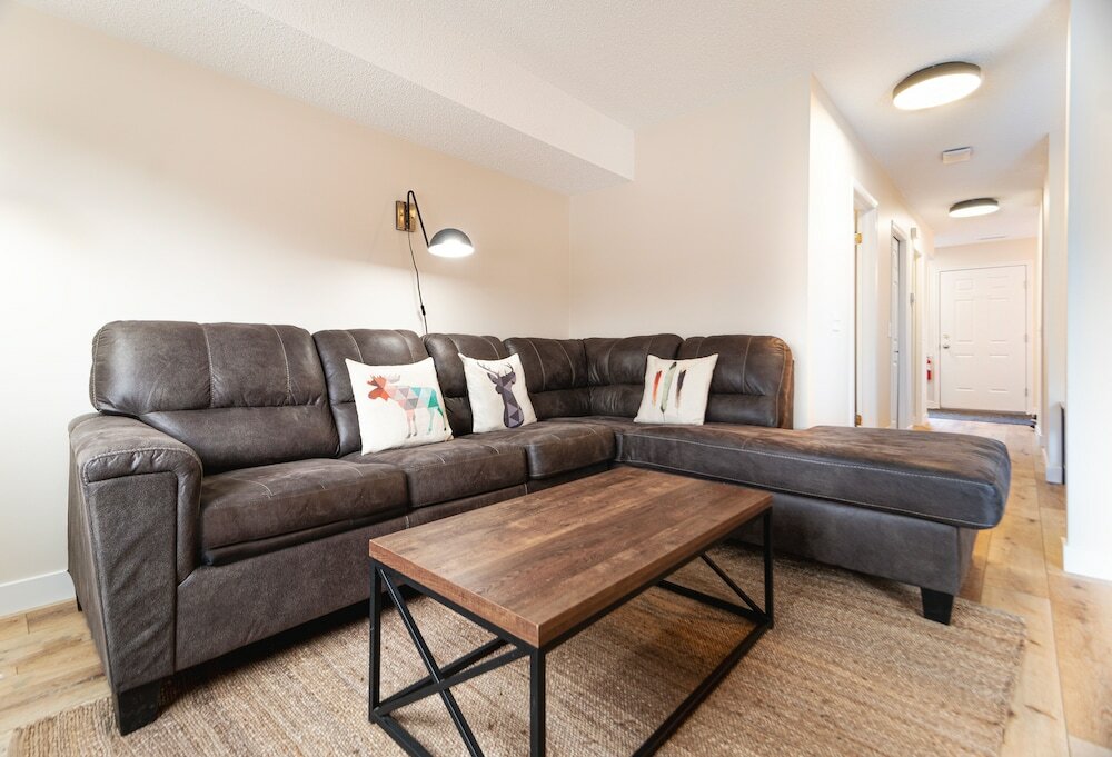 Фото Canadian Rockies Chalets