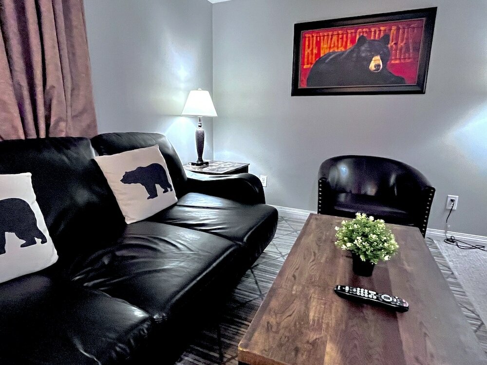 Фото Canadian Rockies Chalets