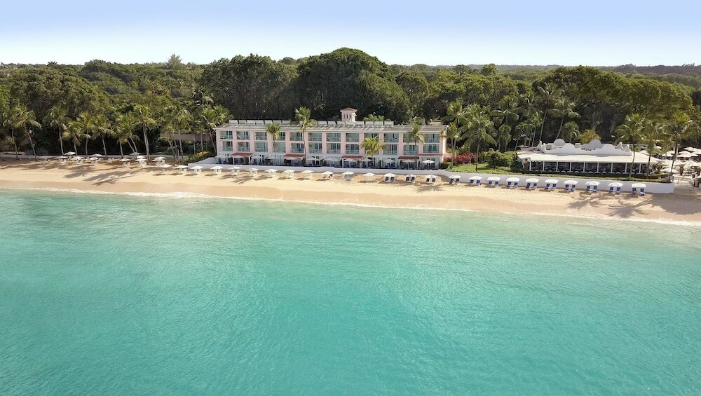 Фото Fairmont Royal Pavilion