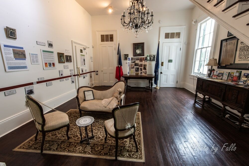 Фото Degas House