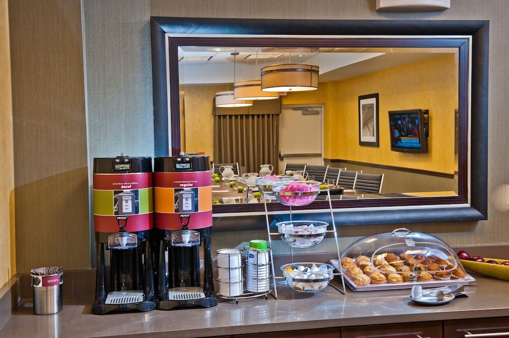 Фото Hampton Inn by Hilton Shelton