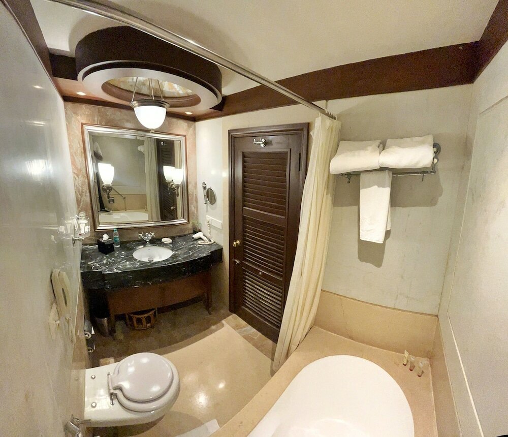 Фото Crowne Plaza Chennai Adyar Park, an Ihg Hotel