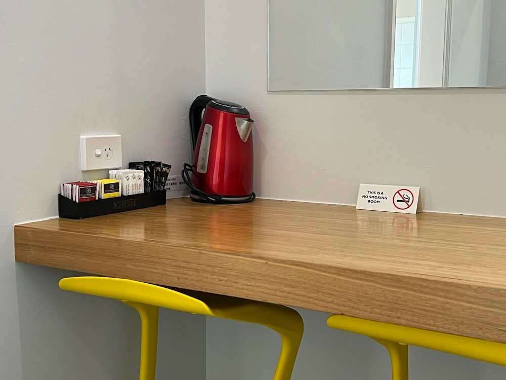 Фото Comfort Inn The International