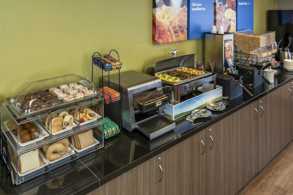 Фото Comfort Inn Moncton East