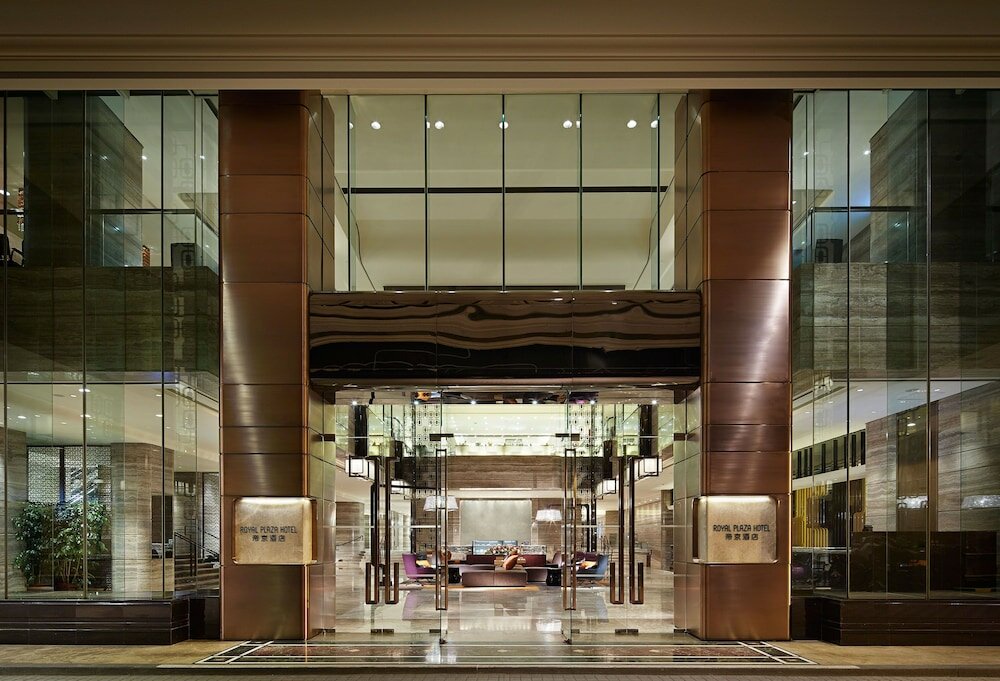 Фото Royal Plaza Hotel