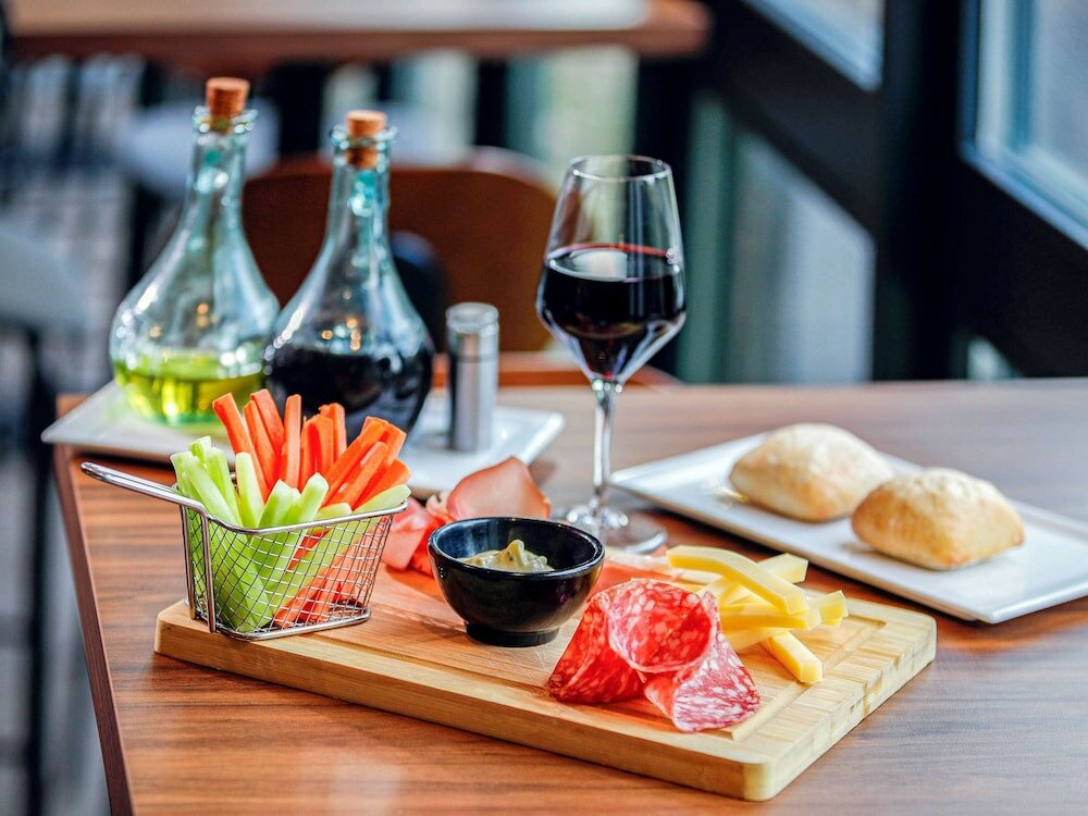 Фото Ibis Luxembourg Aéroport