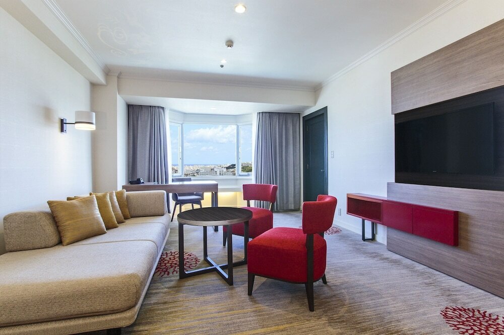 Фото DoubleTree by Hilton Hotel Naha Shuri Castle