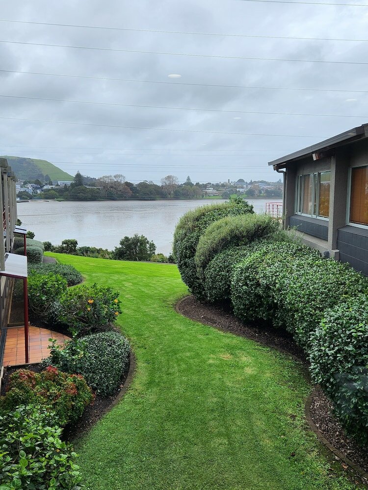 Фото Waipuna Hotel & Conference Centre