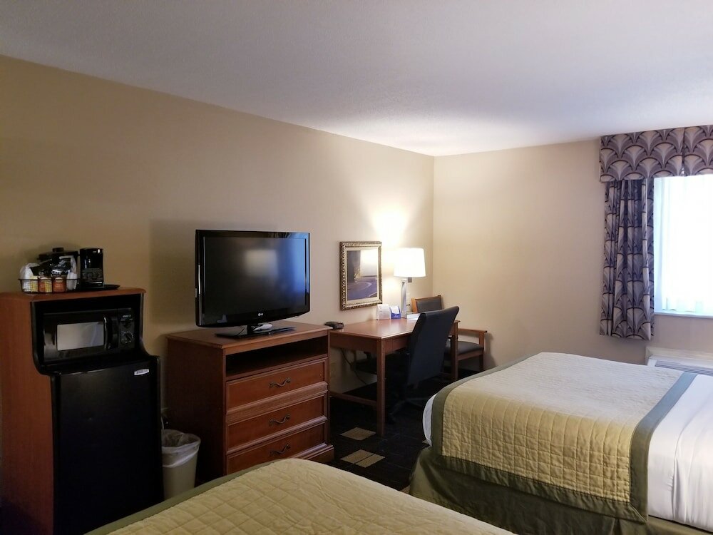 Фото Baymont by Wyndham Indianapolis West