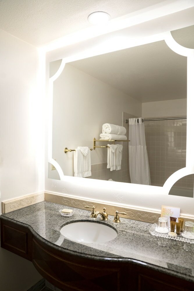 Фото Ayres Hotel Costa Mesa/Newport Beach