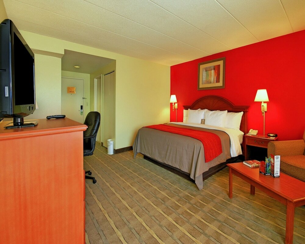 Фото Comfort Inn University Center