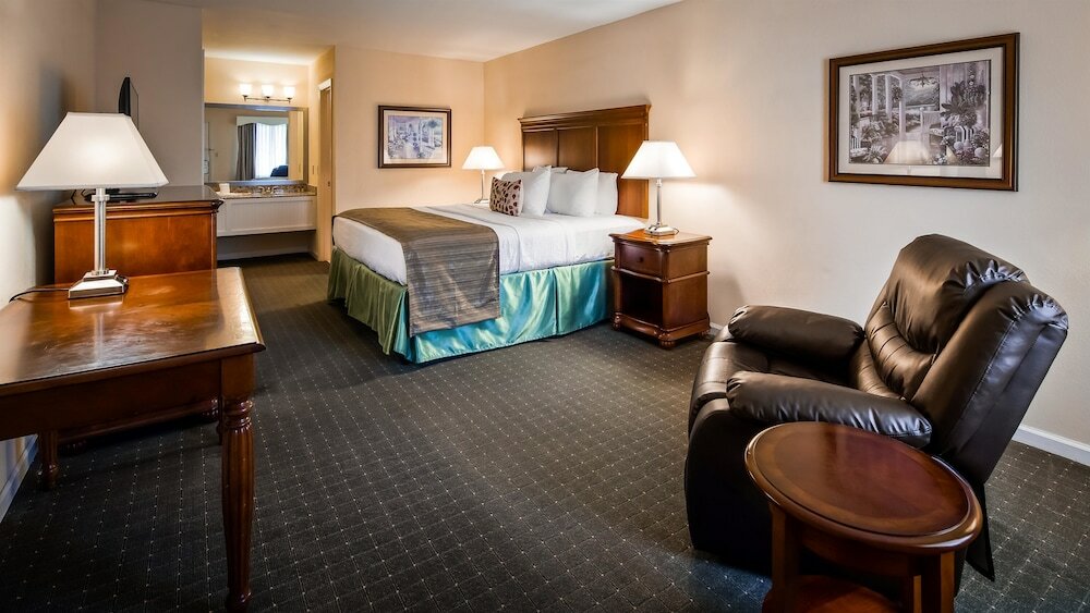 Фото Best Western Plus Santee Inn