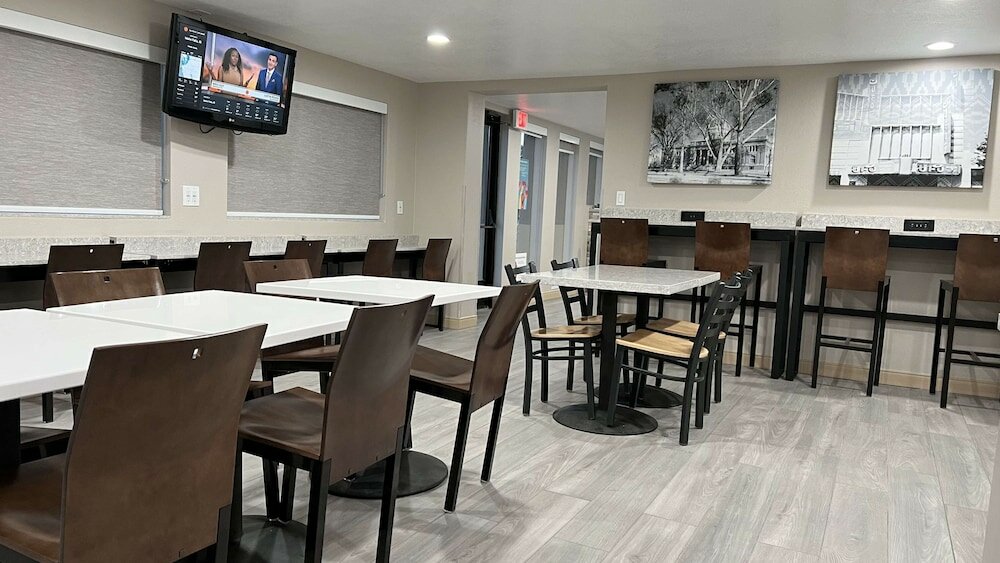 Фото Best Western El Rancho Palacio