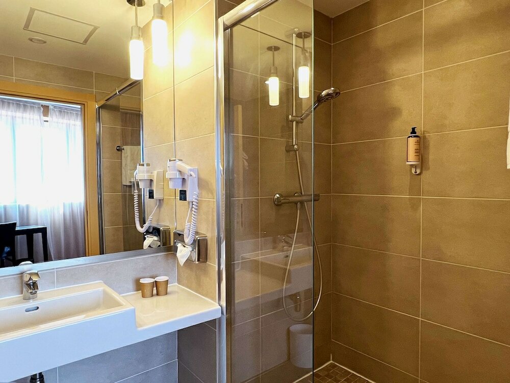 Фото Mercure Bordeaux Château Chartrons