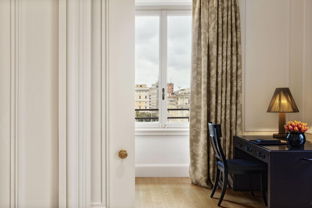 Фото The St. Regis Rome