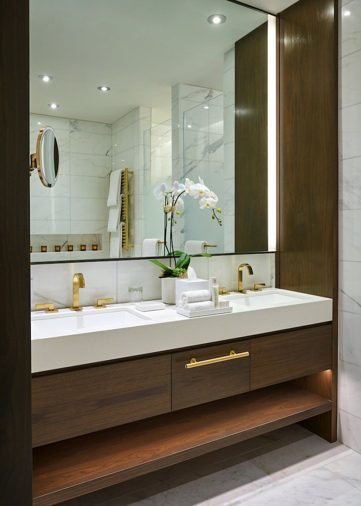 Фото The Dupont Circle Hotel