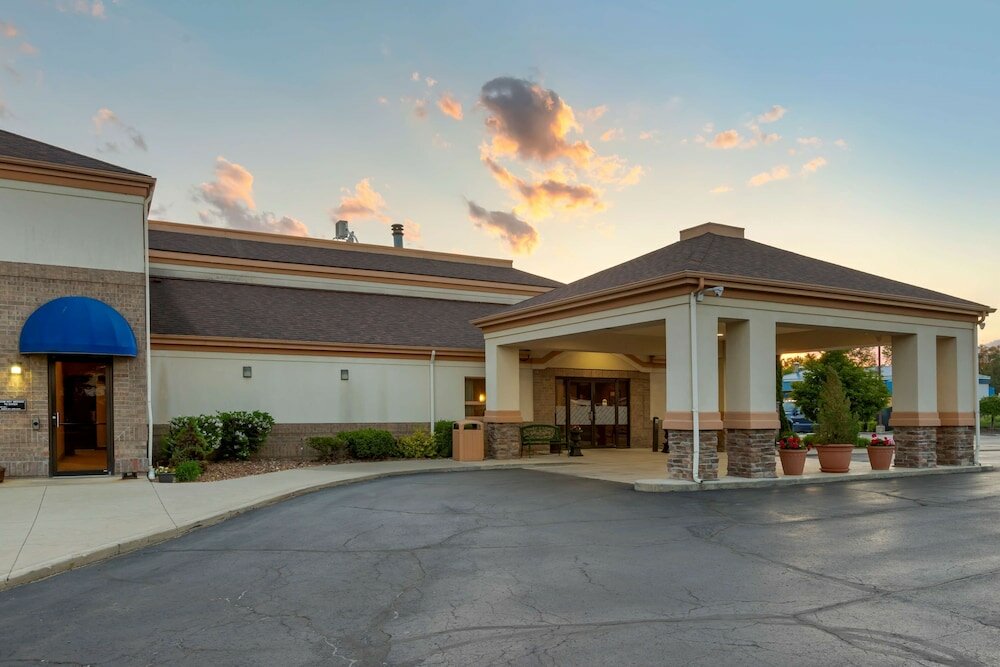 Фото Best Western Davison Inn