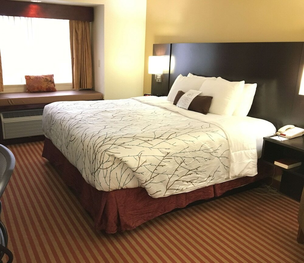 Фото Best Western Patriots Point