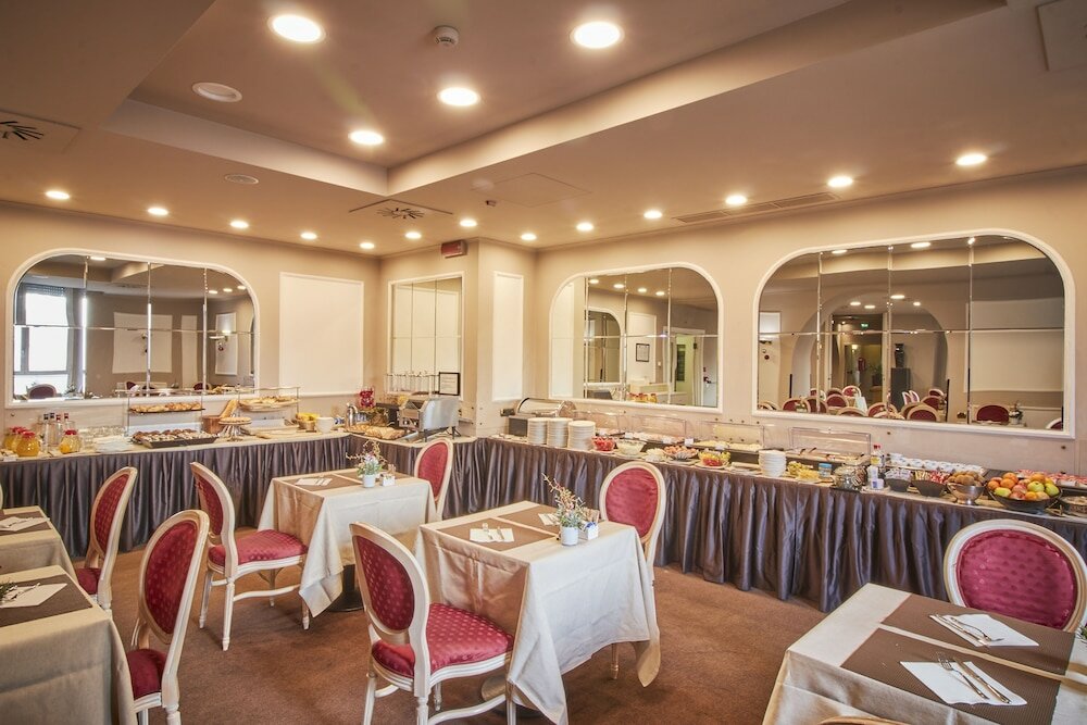 Фото iH Hotels Milano Ambasciatori