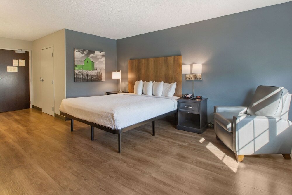 Фото Extended Stay America Premier Suites - Union City - Dyer St