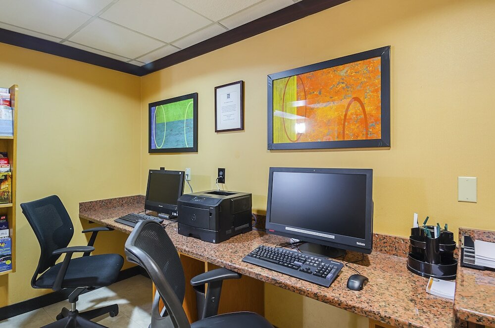 Фото Quality Inn Boston - Revere