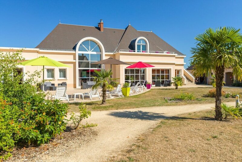 Гостиница Résidence Lagrange Vacances Les Jardins Renaissance