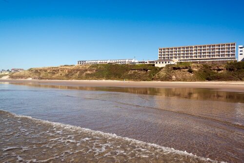 Гостиница Elizabeth Oceanfront Suites в Ньюпорте