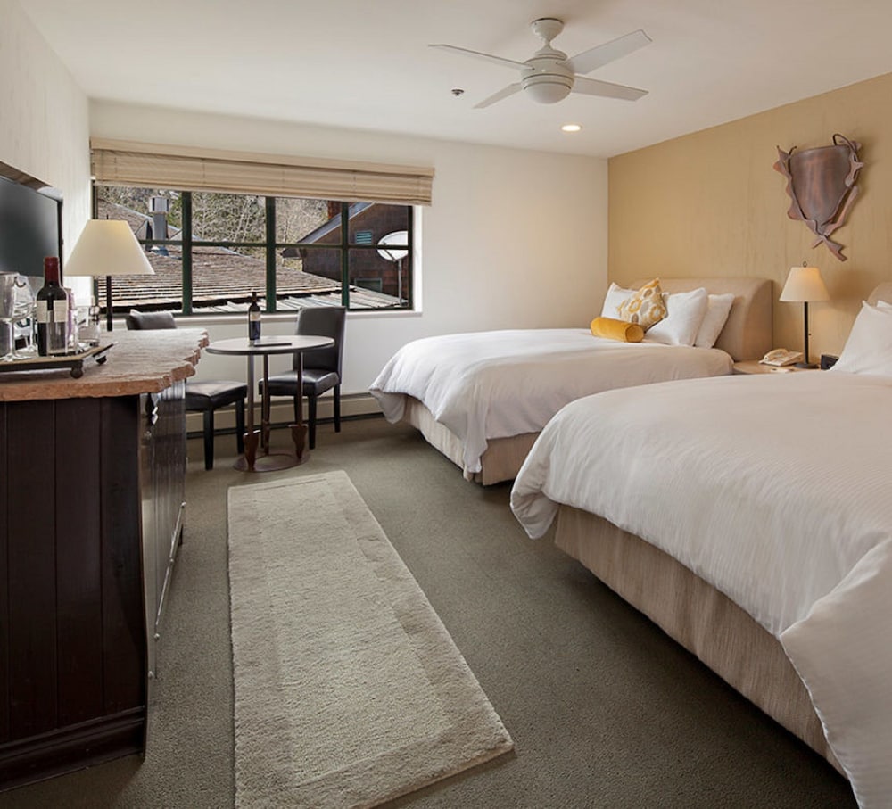Фото The Village at Palisades Tahoe