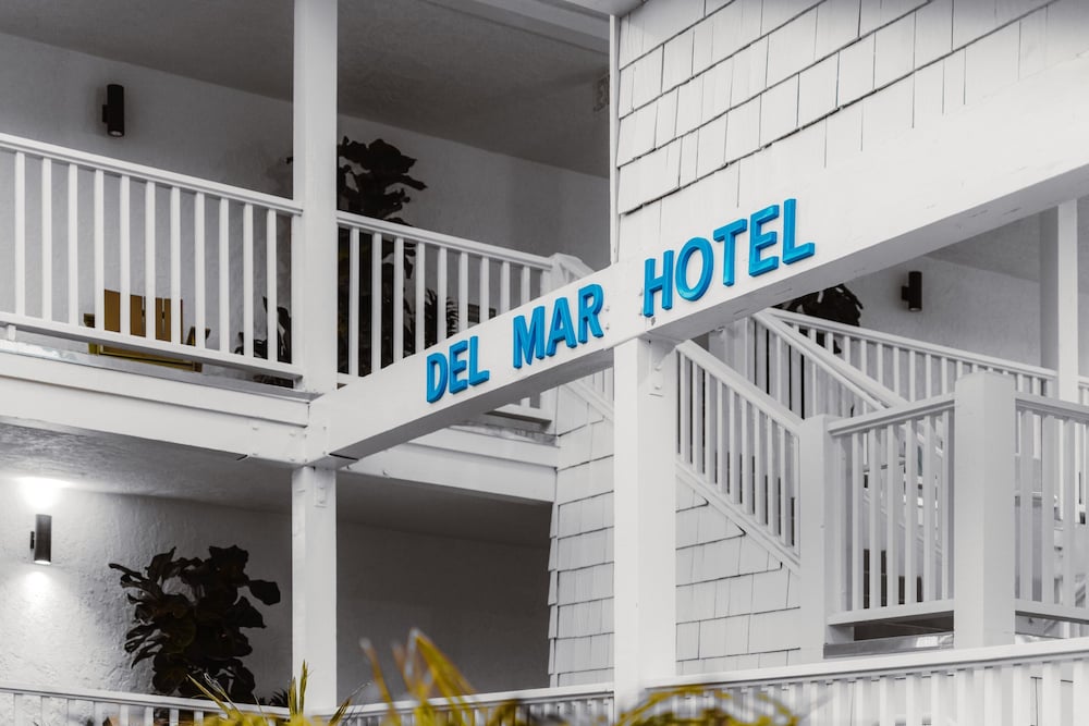 Фото Del Mar Motel on the Beach