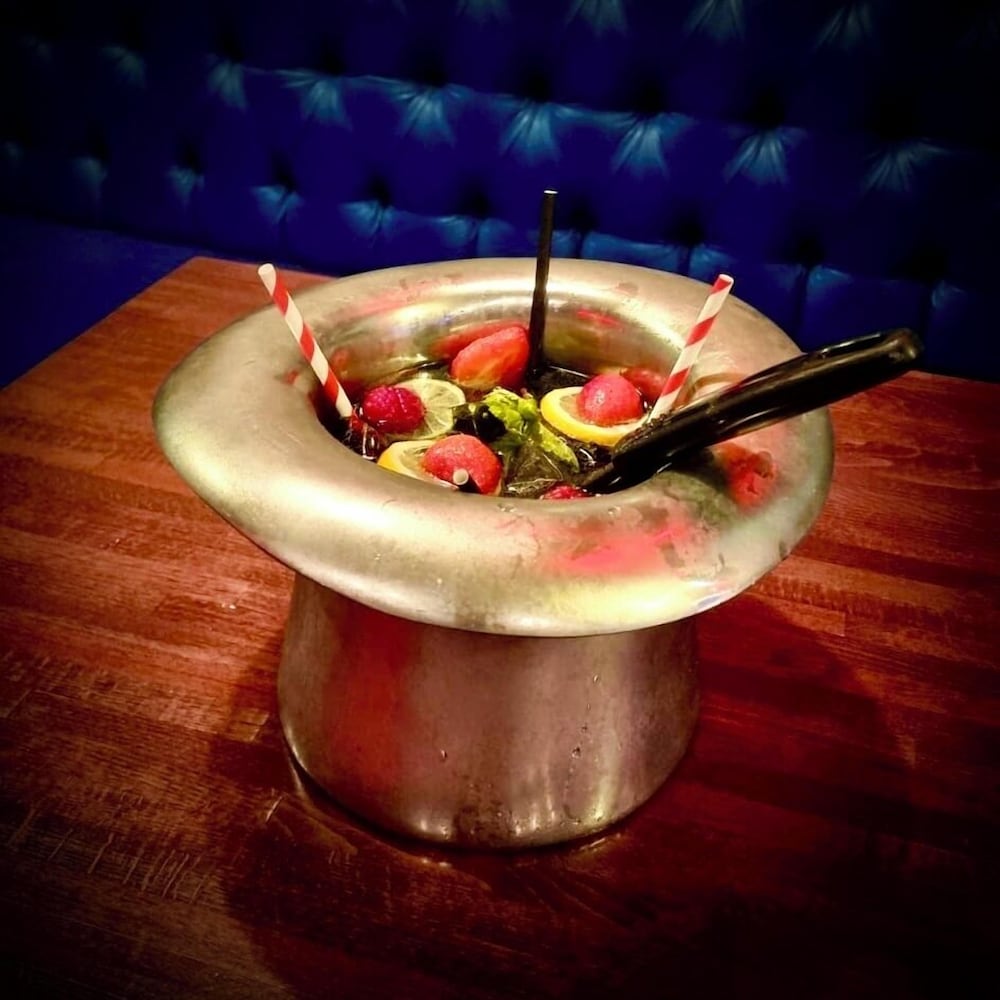 Фото The Mad Hatter Oxford