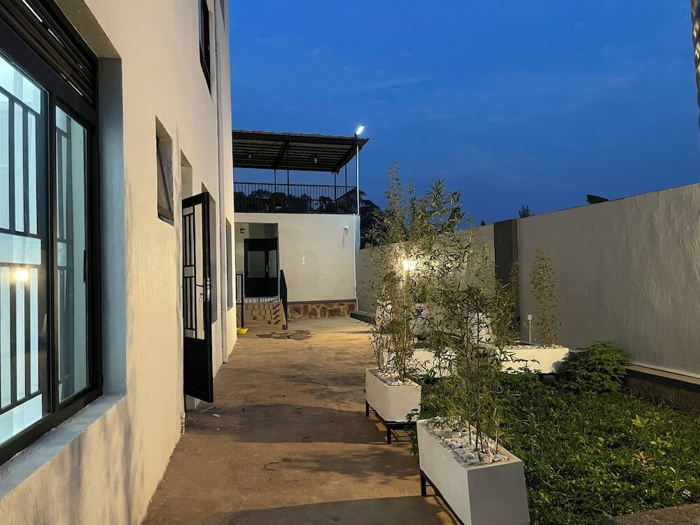 Фото Coalescence Hotel